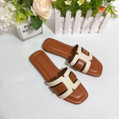 Solid-color slippers for Wearing Outside in Europe and America. for Lady