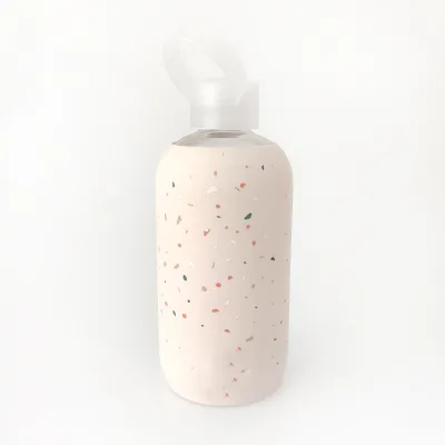 Classic Water Bottle BPA-free Wide Glass Water Bottle With Silicone Sleeve and Plastic Handle With Different Color Sleeve