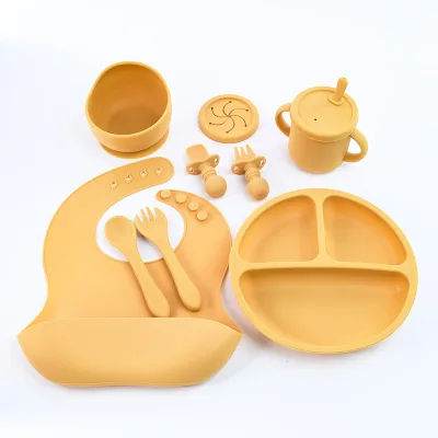 Baby Feeding Set Food Grade Silicone Suction Cup Easy to Clean Silicone Bib for Baby Toddler