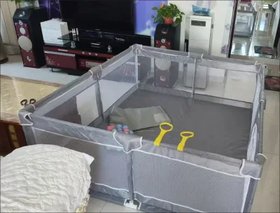 Oxford Mesh Animal Pattern Play Enclosure Portable Infant Game Fence with Customized Size for Small Apartment