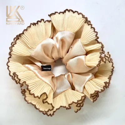 Scrunchie With Plisse Detail in White Ith Red Edges Hair Ring Women Headband Hair Ring Tie Hair Scrunchies