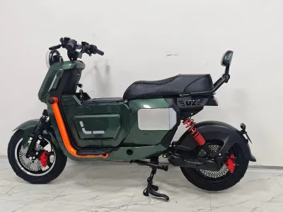 1500W 60V 30Ah Electric Scooter Long Range 60km/h Fast Adult Commuter E-Scooter Wholesale