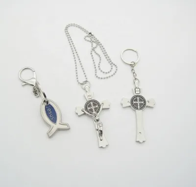 Custom Religious Cross Pendant Necklace Metal Jewelry Christianity Jesus Religious Pendant in Silver or Gold Color