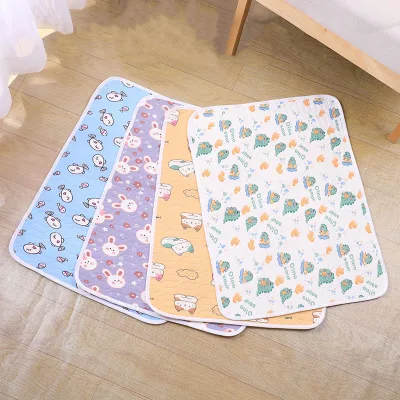 New Arrival Summer Ice Silk Cover Latex Quilted Pad Cold Pet Cooling Mat Dog Pad