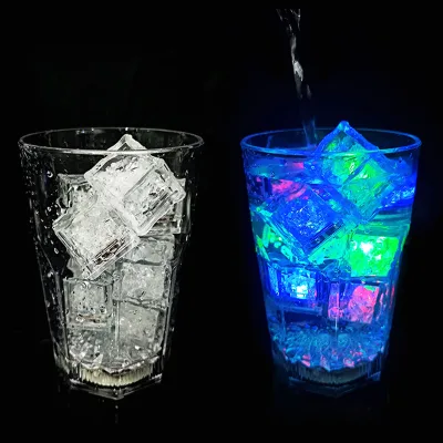 Multi Color Waterproof Food Grade Material Liquid Sensor Glowing Light up Ice Cubes for Christmas New Year Atmosphere Props