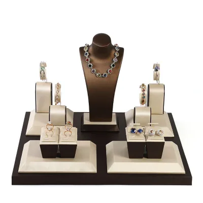 Jewelry Props Custom Design Can Be Designed According to the Size of the Guest showcase