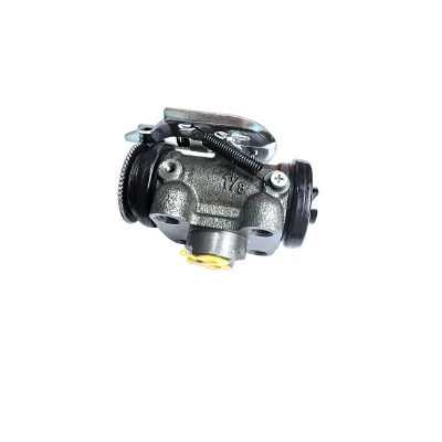 MC112213 Rear Brake Cylinder Assembly