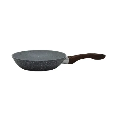 Classic Metal Egg Fry Pan for Baking and Soup Family Kitchen Use Baking Tools