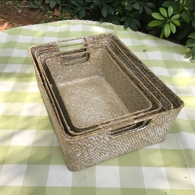 Hot Selling Natural Handwoven Snack Fruit Storage Seagrass Gift Basket With Handle for Home Decoration