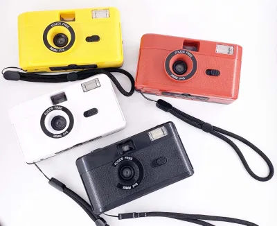 Wholesale Cheap Retro Plastic 35mm Film Camera Student Outdoor Travel Not Disposable Reusable 135 Film with Flash for Parties