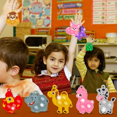 Keychain Bubble Fidget Toy Silicone Press Bubble Stress Relief Toy Animal Shape Fidget Keyring for Kids Adults