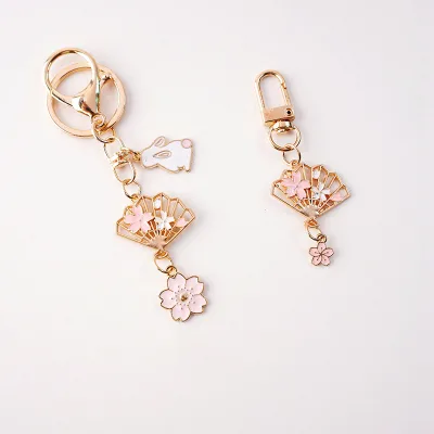 Cute and Sweet Cherry Blossom Fan Keychain, Perfect for Best Friends, Cute and Refreshing Key Ring, Bag Charm Accessory Gift.