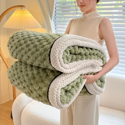 Latest Design Winter Double Layers Thickened Comfortable Polar Fleece Blanket with Floral Pattern Eco-Friendly 150*200cm