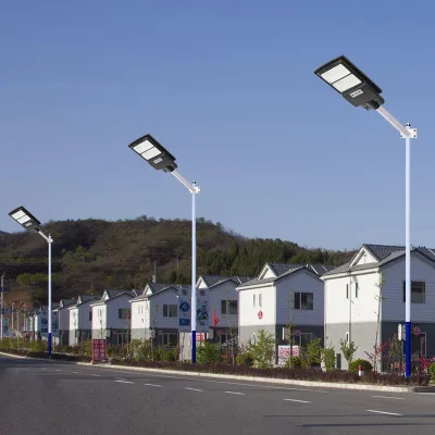Commercial Public Induction Post Light 30 60 90 120W All in One LED Solar Street Light
