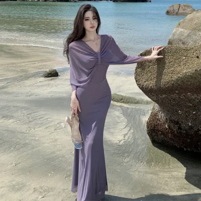 French-style Design Pure Sensual Style Halter-neck One-shoulder Dress Retro Beach Vacation Dress