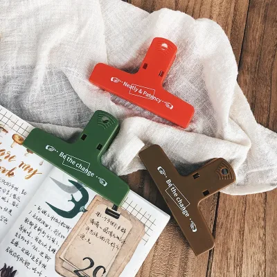 Custom Logo Plastic Clip Ins Style Vintage Colorful Handbook Storage Folder Clips Decoration for Diy Journal Scrapbook