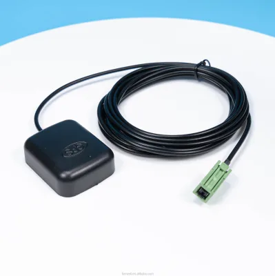 Outdoor GPS Antenna Connector Magnetic Base with 28 Gain CE Certified for Car Navigation
