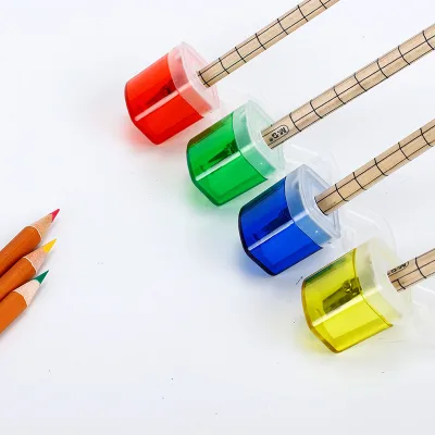 Factory Hot Selling Mini Plastic Pencil Sharpeners Office School Student Kids Stationery One Single Hole Pencil Sharpener Model