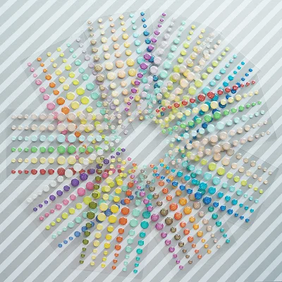 China Manufacturer Enamel Dots Packaging Sticker for Home Decoration
