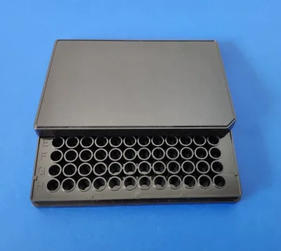 Plastic Black 96 Well Immunoplate Assay Microplate ELISA Plate for Lab
