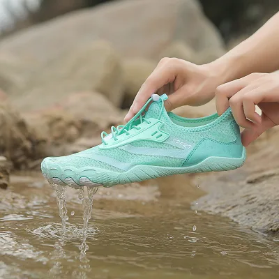 Outdoor Lightweight Breathable Anti-Slippery Closed Toe Quick Dry Summer Water Shoes for Swimming Beach Aqua Use