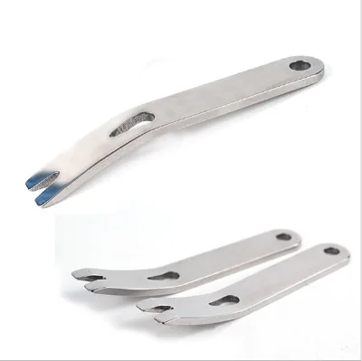 Pocket Tools Mini Pocket Stainless Steel Crowbar Crank Scraper Cable Winder Nail Remover Keychain