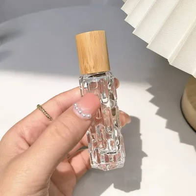 Hot Selling 10 ml Mini Essential Oil Bottle Roller Bottle Roll on Bottles with Bamboo Cap
