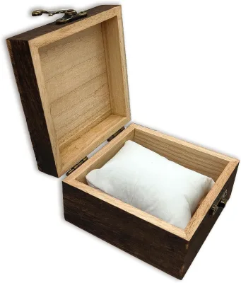 Rural Handmade Wooden Storage Boxes Are Used for Storing Craft Jewelry Watches Decorative Souvenirs and Gifts