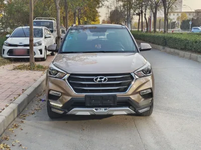 2023 China Stock 1.6T Turbo Engine Left Hand Drive Automatic Gearbox Leather Seats R18 Tires Euro VI Emission Gas/Petrol New