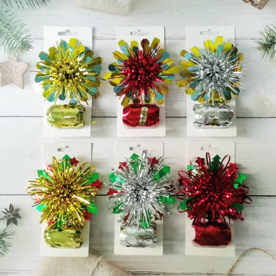 Handmade Floral PET Plastic Christmas Ribbon and Bow New Style Star Bow with Leafs for Gift Bows for Holiday Gifts