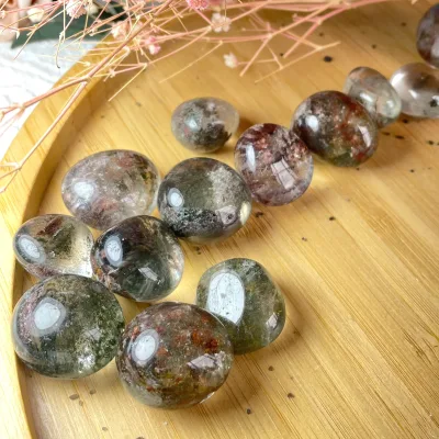 Wholesale Price Healing Crystal Tumbled Stone Garden Quartz Tumbled Stone Phantom Crystal