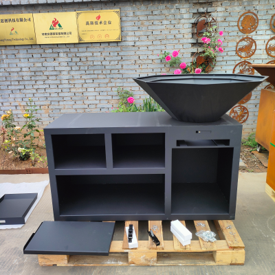 User-Friendly Outdoor BBQ Grill With Woodstorage
