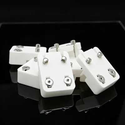 Steel-colored Electroplated Unisex Sterile Stainless Steel Geometric Fashion Ear Studs for Piercing