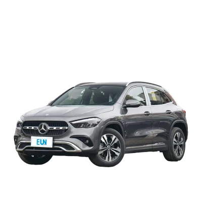 Low Energy Consumption and High Efficiency Merce-des-Benz GLA 200 Luxury Car Hybrid Car