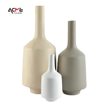 Wholesale Nordic Handmade Modern Irregular INS Ceramic Vase Plain White Flower Arrangement Ceramic Vases for Home Deco