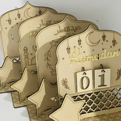 Hot-Sale Latest Design Eid Muslim DIY Wooden Calendar Countdown Stars Moon Pattern for Kareem Festival Party Desktop Ornament
