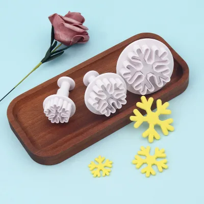 3 Pcs Spring Christmas Mold and Cookie Cutters Set Plastic Pressing Mold