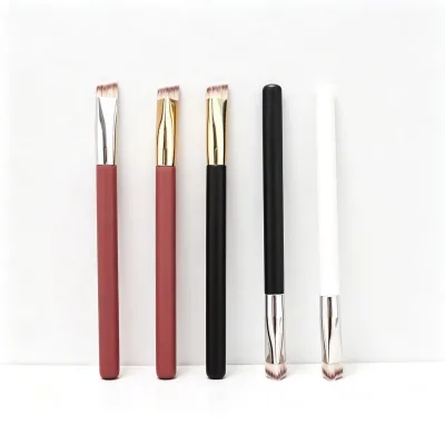 Triangular Angled Concealer Brush Soft Bristle Makeup Brush for Covering Acne Marks Dark Circles & Tear Troughs DIY Customizable