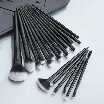 Hot Sale Black Make up Brushes Beauty Makeup Angled Eyebrow Brush Fast Delivery Custom Own Brand Makeup Brush Set 20pcs