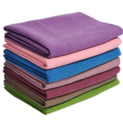 Microfiber Yoga towel, with anti-slip silicon gel particle, customized designs available