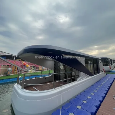 Modular Amphibious Floating Dock House Maison Flottante Pre-Built Smart Home Technology Space Capsule Unit Guangdongzhonghang