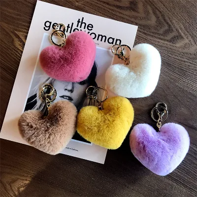 Wowei Hot Sell Cheer Heart Key Chain Fluffy Plush Keychain Pompom Tassel Pompom Ball Pom Pom Keychain