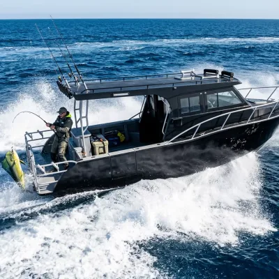 2026 Most Popular New Design 9.6m Deep-V Lifestyle Aluminum Fishing Cruising Boat for Family Use