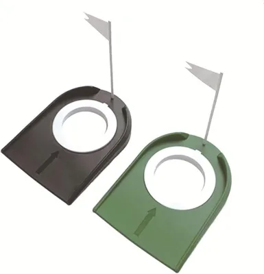 Two Pieces of Golf Putter Cups with Flags for Golf Practice Are Suitable for Putting Training in Indoor and Outdoor Golf Greens.
