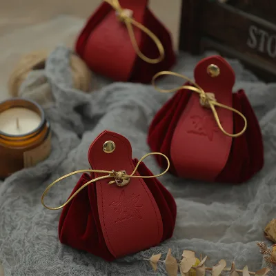 Cross-border Wedding Candy Box Leather-Style Circle Shape Portable Velvet Candy Pouch Favors Drawstring Gift Bag