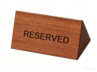 Restaurant Table Decoration Custom Logo Acacia Wooden Sign with Reserved