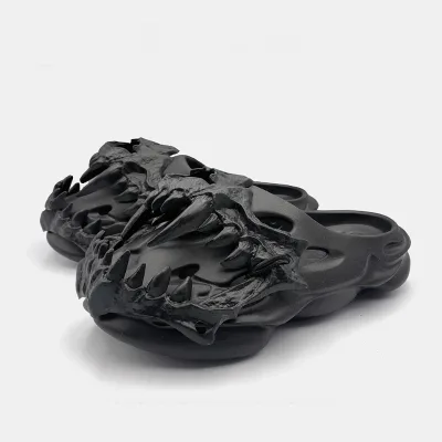 New Personalized Funny Novelty Slides Beach Non-slip Women Skull Slides Men Slippers 2023 Clogs Sandals
