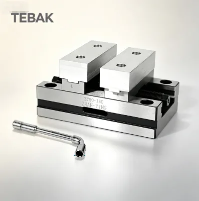 4 5 Axis Mini Self Centering Vise, High Precision Concentric Clamping Fixture for CNC Milling Machine Machining Center