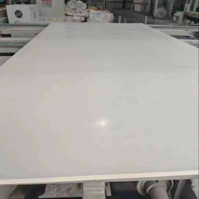 A Floor with a Smooth Surface, Stable Performance and Excellent Moisture-proof Effect