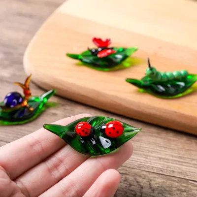 Small Kun Glass Decoration Seven Stars Ladybug Ant butterfly Snail Caterpillar Decoration Pieces
